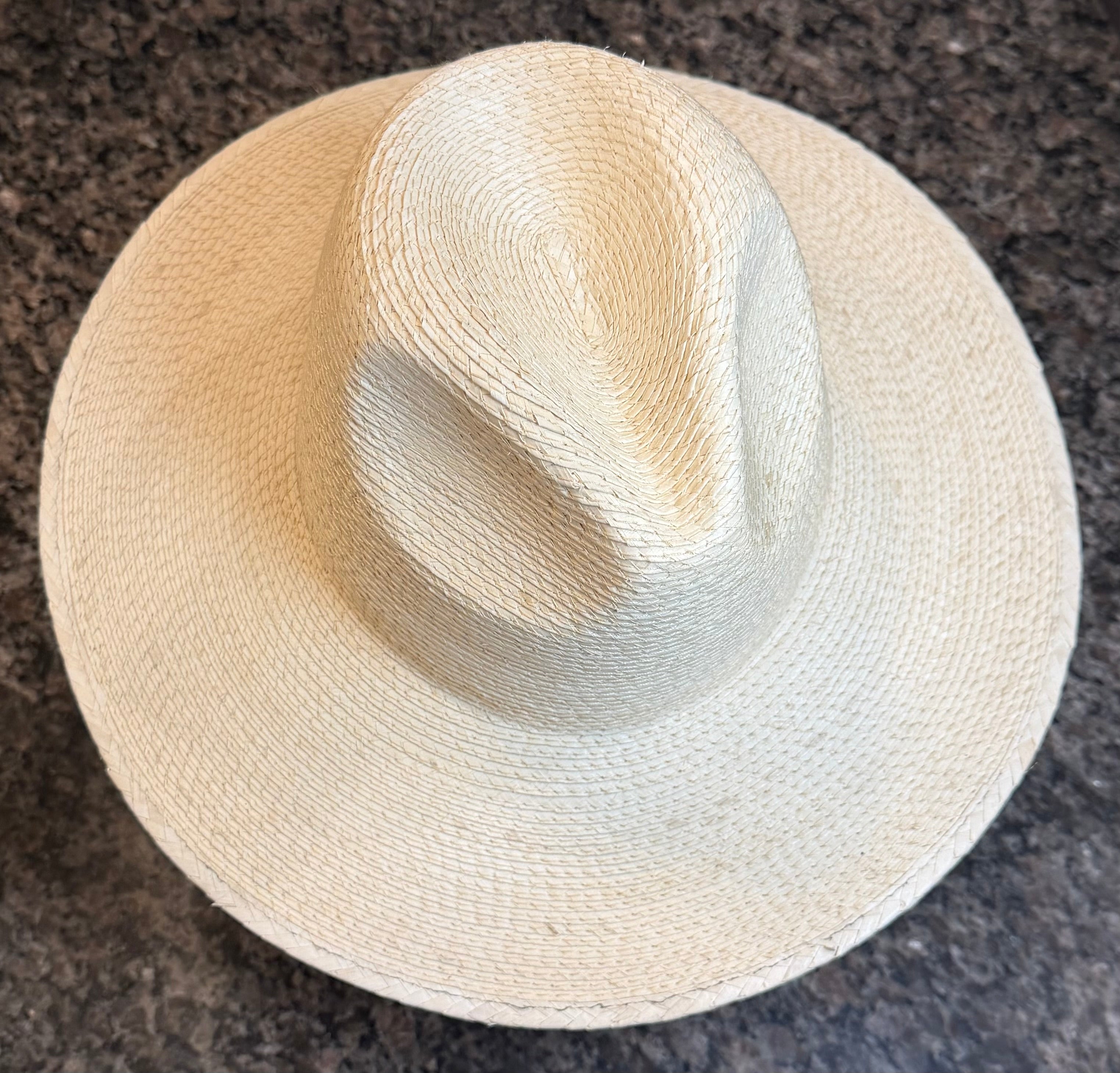 Custom Hat Bar by Nila