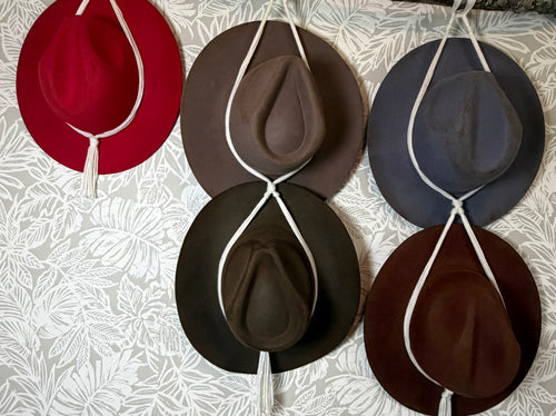 Custom Hat Bar by Nila